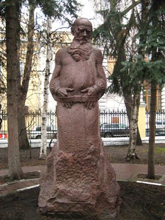 Monumento a Leon Tolstoi